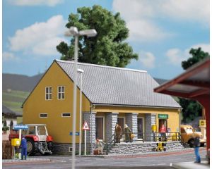 DDR LANDWARENHAUS H0 1381