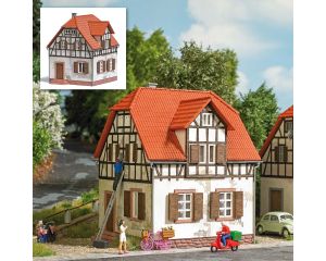 ALTES WOHNHAUS H0 1906