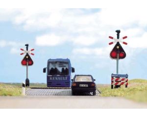BAHNUBERGANG HOLLAND H0 5967