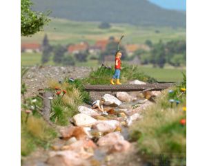 1/87 A-SET: SPIELEN AM WALDBACH H0 (1/25) * 79819