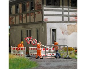 1/87 A-SET: ABSPERRUNGEN AUFSTELLEN 79900