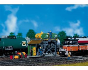 1/87 POMPSTATION VOOR DIESELLOCS 120145