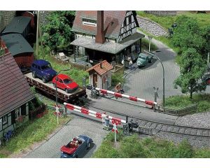 1/87 BEWAAKTE OVERWEG 120172