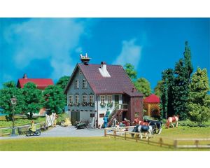 1/87 HUIS MET OOIEVAARSNEST 130280