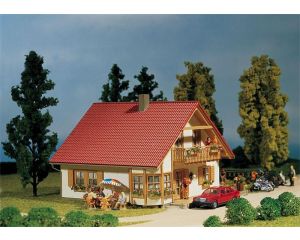 1/87 HUIS ROMANTICA 130301
