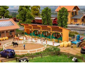 1/87 STAL MET 4 PAARDEN 130597