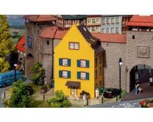 1/87 HOEKWONING STADJE ** 130709