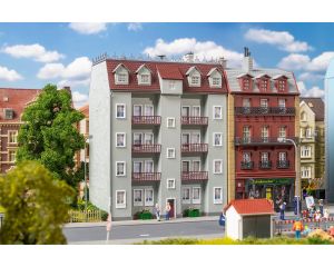 1/87 WOONGEBOUW PRITZWALK 130751