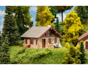 1/87 KLEIN CHALET 131314