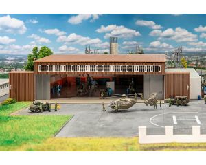 1/87 HANGAR MET HELIKOPTER 144111