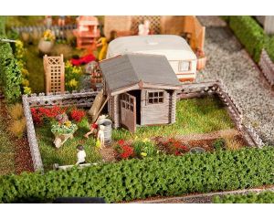 1/87 VOLKSTUIN MET KLEIN TUINHUISJE 180492