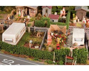 1/87 VOLKSTUIN MET WOONWAGEN 2 STUKS 180495