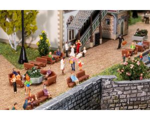 1/160 BANKEN 64 ST./TAFELS 30 ST./BOTEN 2 ST. 272439