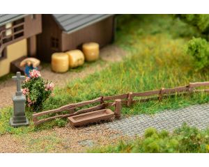 1/160 FONTEINEN MET OMHEINING 2 ST. 272924