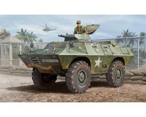 1/35 M706 COMMANDO ARMORED CAR IN VIETNAM 82418
