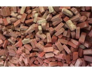 1/35 BRICK SET A RED COLOURED 43 GR. 530