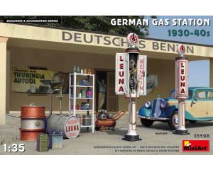 1/35 GERMAN GAS STATION 1930-40S 35598