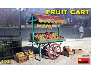 1/35 FRUIT CART WITH FRUIT en WOODEN CREATES 35625