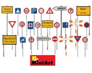 1/35 DUTCH TRAFFIC SIGNS 1930-40'S 35661