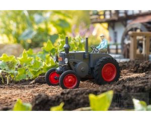 1/22,5 LANZ BULLDOG (04/25)* 331619