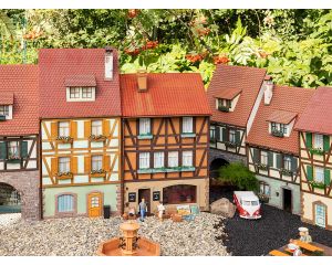 1/22,5 VAKWERKHUIS MET ETALAGE RELIA‹FMODEL 331769