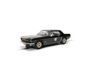 1/32 FORD MUSTANG - BLACK AND GOLD (3/23) * C4405