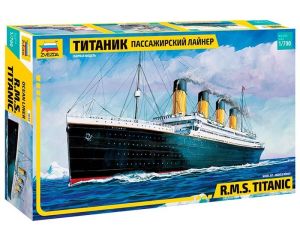 1/700 R.M.S. TITANIC 9059