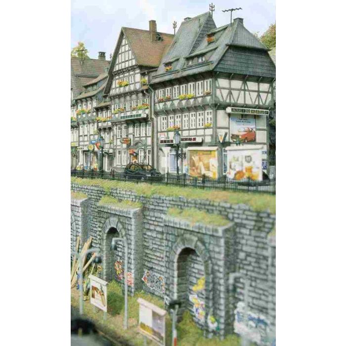 MAUER MIT ARKADEN H0 7032
