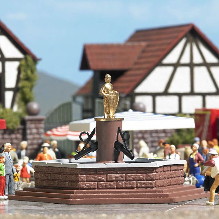M-WELT: MARKTBRUNNEN H0 7728