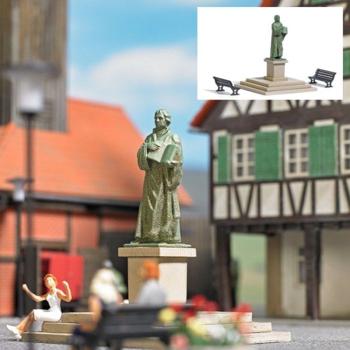 M-WELT: LUTHERDENKMAL H0 7730