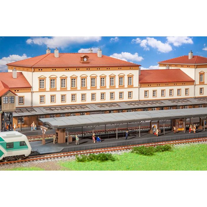 1/87 PERRON FRIEDRICHSTADT 120105