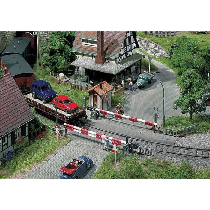 1/87 BEWAAKTE OVERWEG 120172