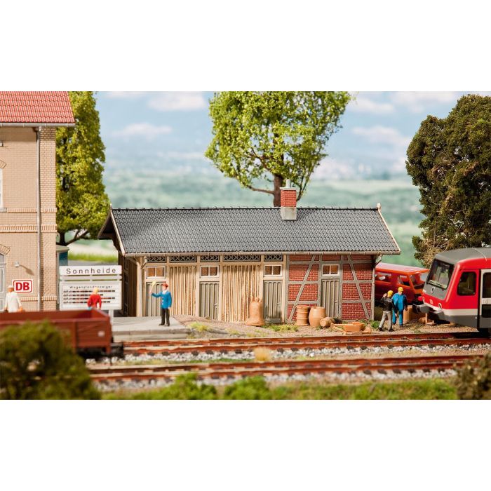 1/87 STATIONS-BIJGEBOUW (?/25)* 120210