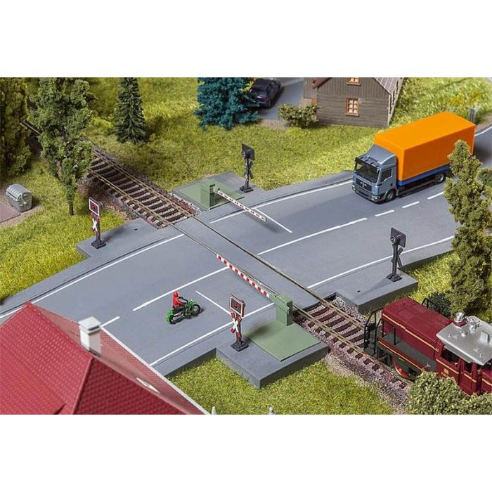1/87 OVERWEG MET AANDRIJFONDERDELEN 120244