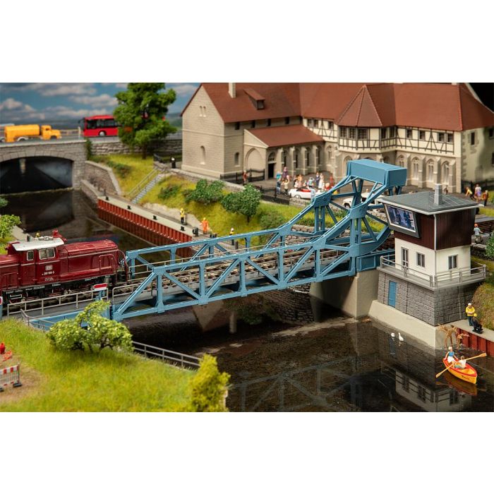 1/87 BASCULE BRUG MET AANDRIJVING 120506