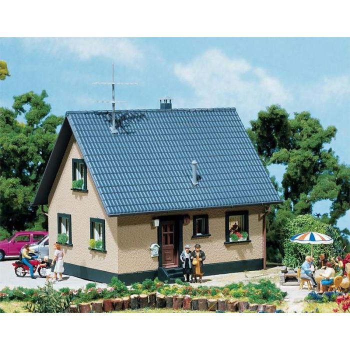 1/87 EENGEZINSWONING 130223