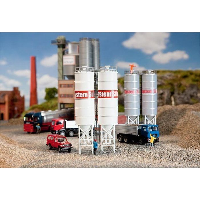 1/87 2 INDUSTRIESILO’S 130476