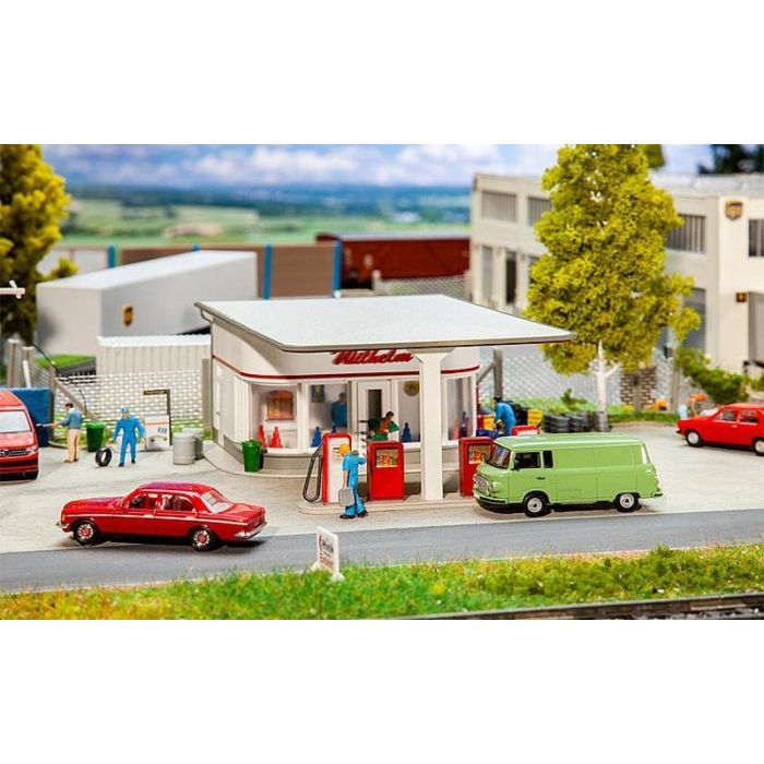 1/87 TANKSTATION JAREN 50 130590