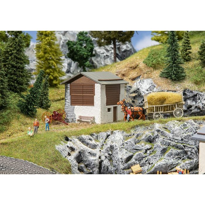 1/87 HOOISCHUURTJE GRAUBUNDEN 130634