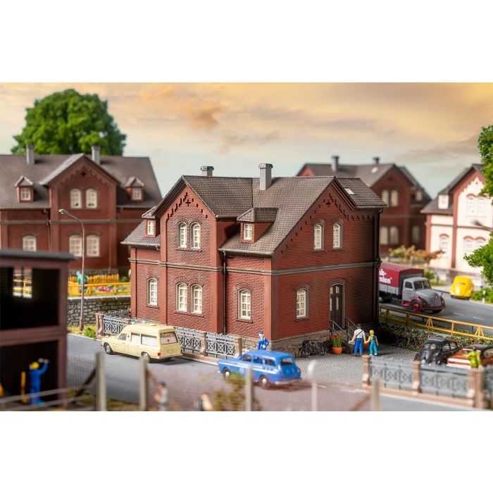 1/87 WOONHUIS BERGMANNSPLATZ 2 130753