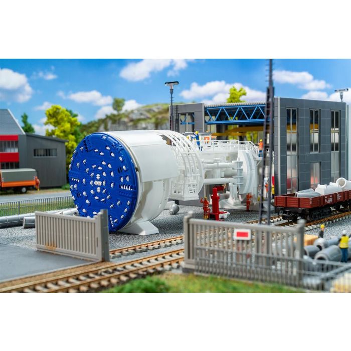 1/87 TUNNELBOORMACHINE IN AANBOUW (06/25)* 130897
