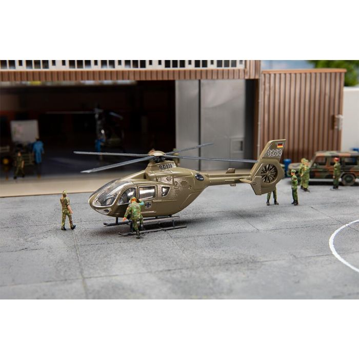 1/87 MILITAIRE HELIKOPTER (3/24) * 131022