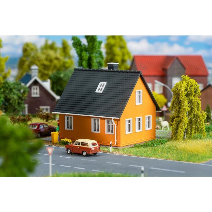 1/87 HUIS VAN BEWONING (03/25)* 131300