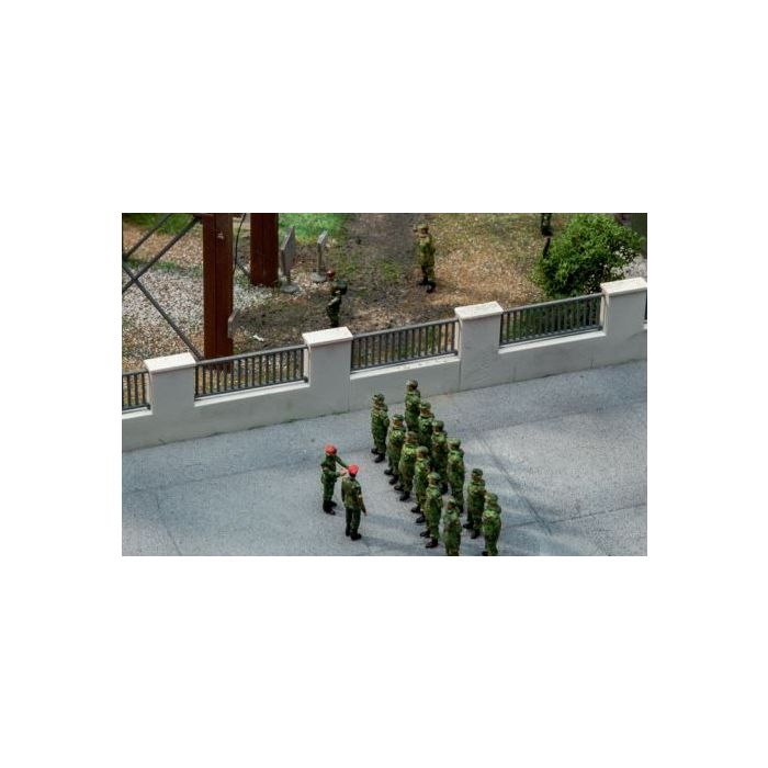 1/87 KAZERNE-HEKWERK 144120