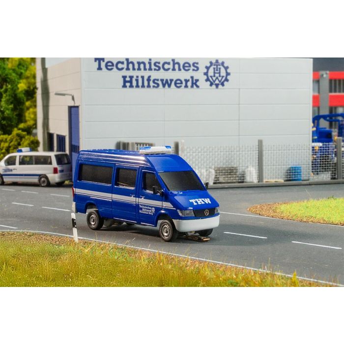 1/87 MB SPRINTER THW (HERPA) (03/25)* 161430