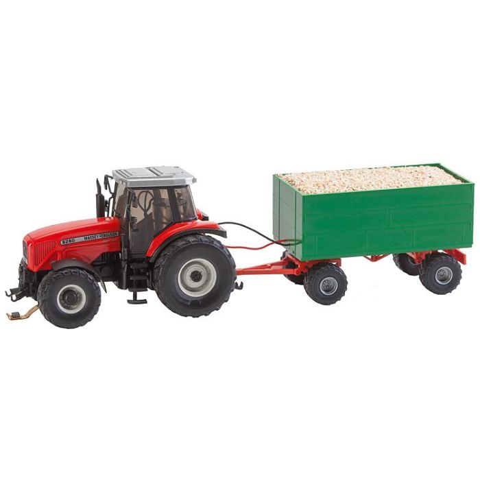 1/87 MF TRACTOR MET HAKSEL-AANHANGER WIKING 161588