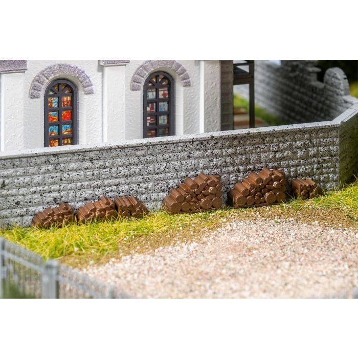 1/87 STAPEL BRANDHOUT OUD HOUT 180007