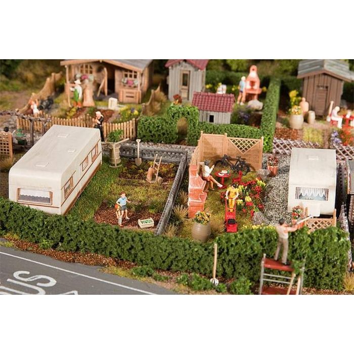 1/87 VOLKSTUIN MET WOONWAGEN 2 STUKS 180495