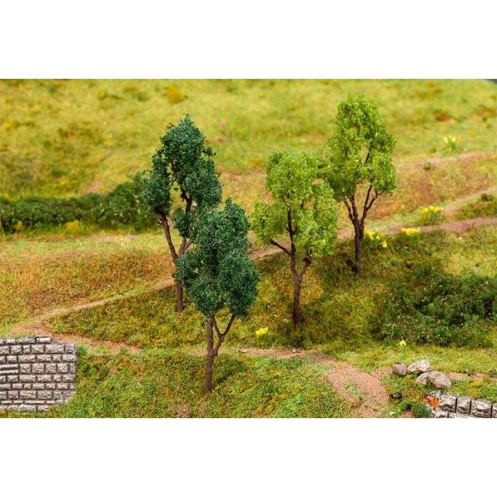 BOMEN GESORTEERD 4 STUKS 181379