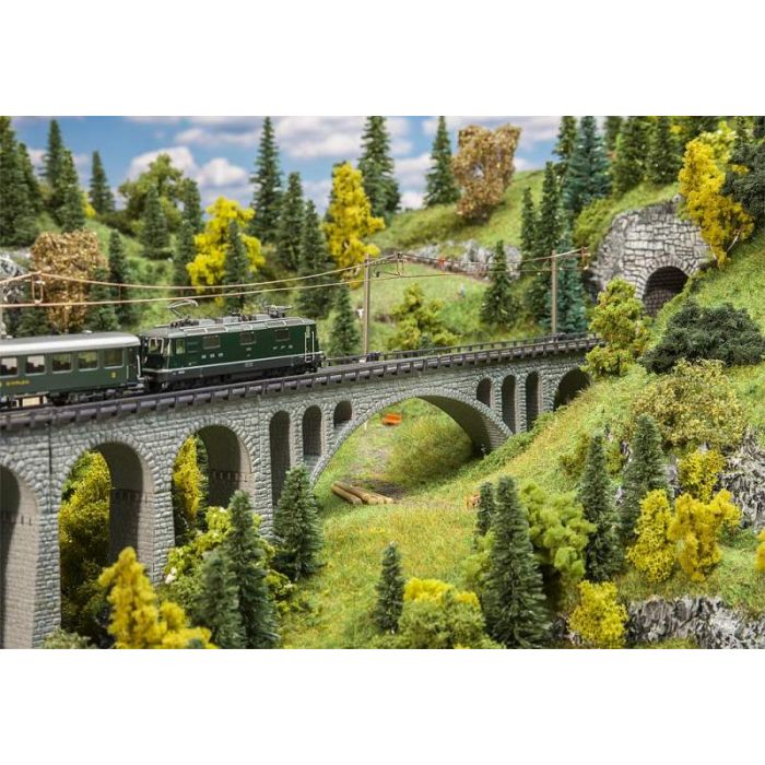 1/160 VIADUCT-SET VAL TUOI 222597